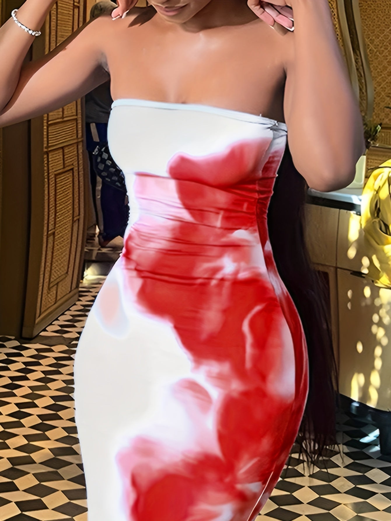 Elegant Floral Print Bodycon Midi Dress for Women - Casual Chic with Applique Detail, All-Season Wear